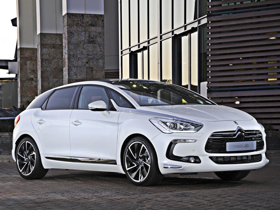  Citroen DS5 2012 года  (ZA) (фото 15 из 26)